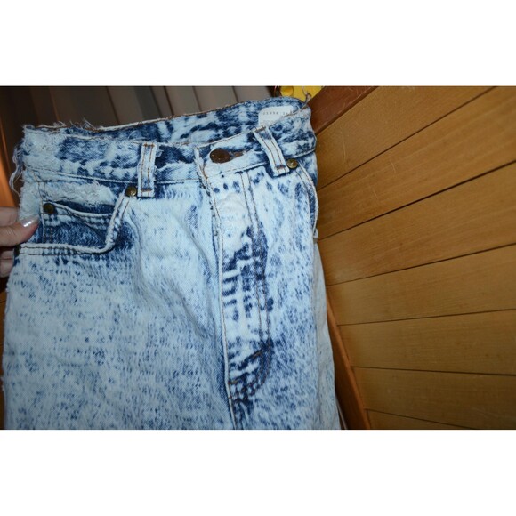 Vintage Jeans Levis 900 High Waist Acid Wash Distressed Fray Silver Tab - Picture 7 of 9